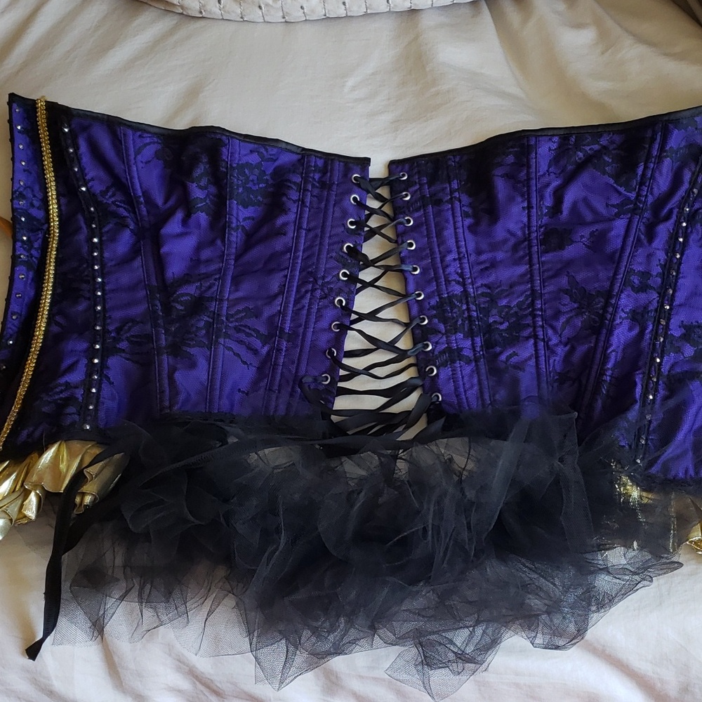 Crushed velvet purple corset. Custom dance costume. Size adult small.